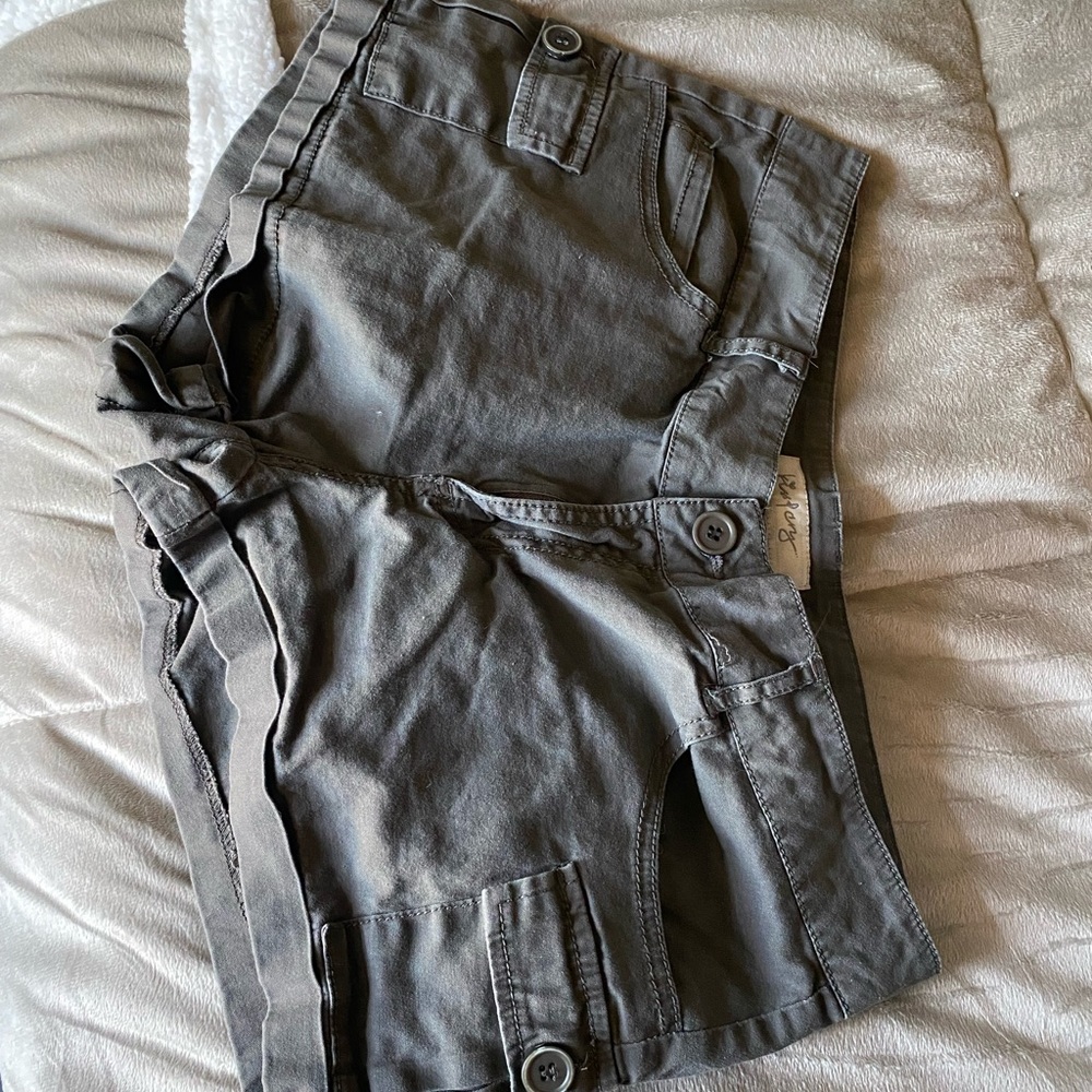 $Army Green Cargo Style Shorts